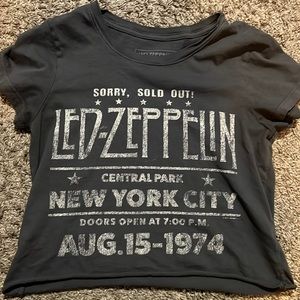 UO led zeppelin cropped top